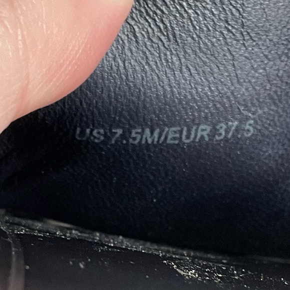 Vince Nico Black Leather Criss Cross Slide Squared Toe Flat Sandals Size 7.5 - Picture 10 of 13